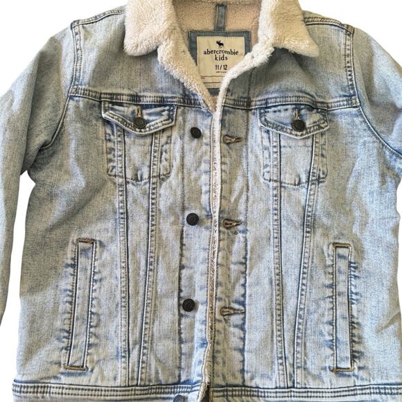 Abercrombie Kids Heavy Denim Jacket Sherpa Lined Light Wash Size 11/12 - Picture 3 of 9
